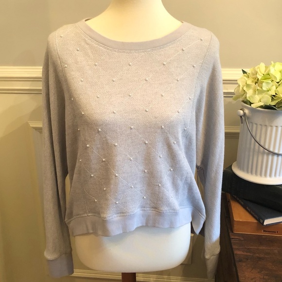 Jennifer Lopez Sweaters - NWT Jennifer Lopez grey sweater pearls